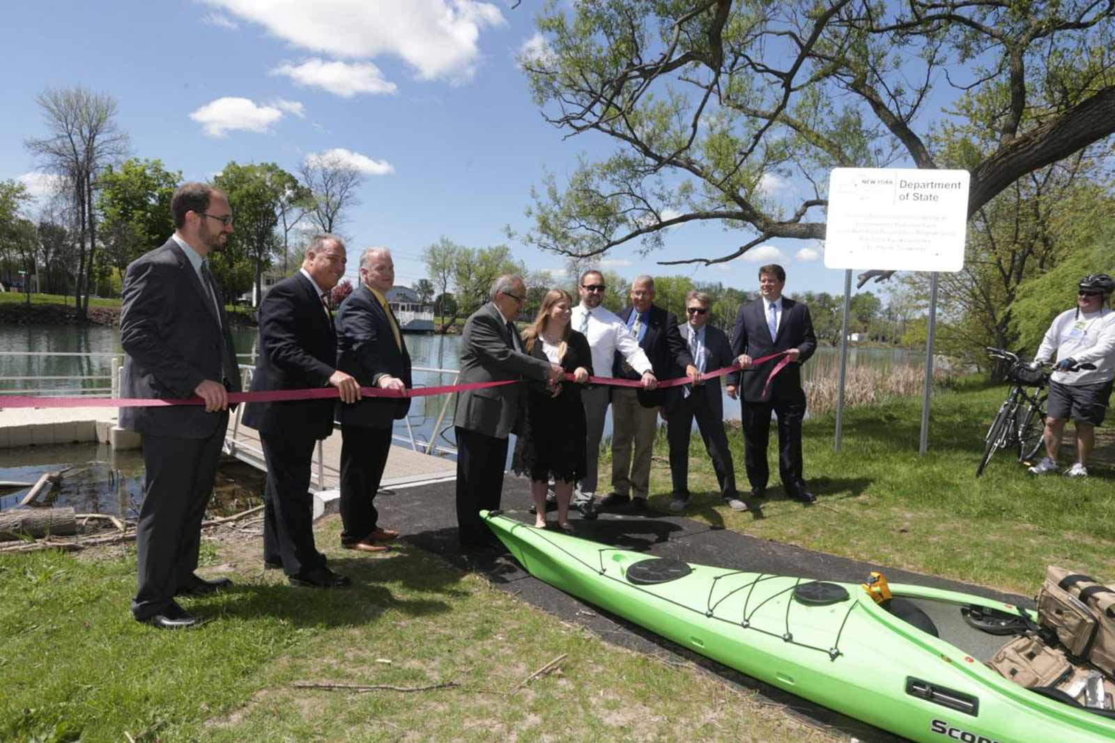 New kayak launch and bike path extension unveiled along the Erie Canal in North Tonawanda Image